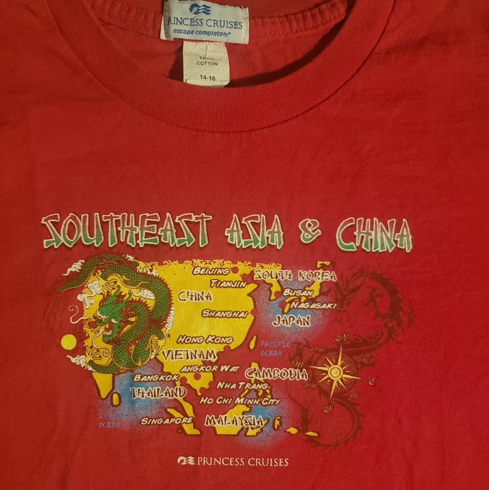 Red t-shirt - Picture 2 of 2
